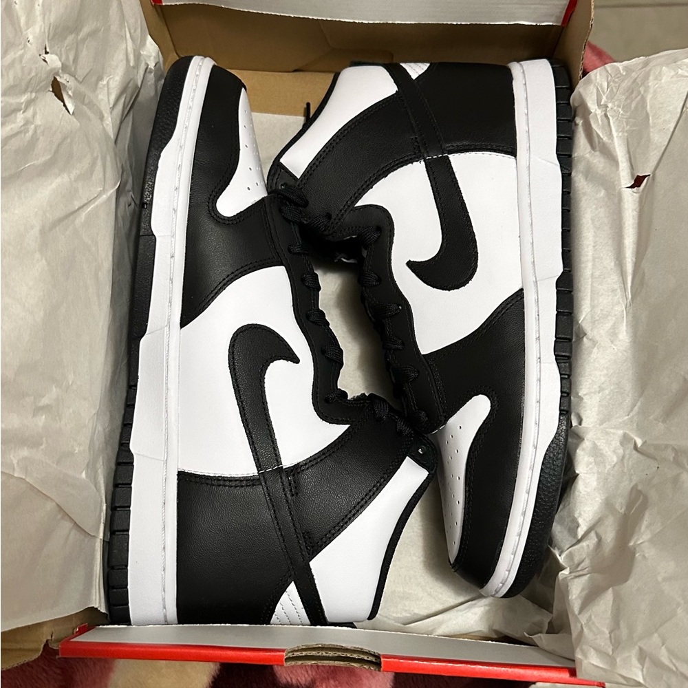 (SOLD) Nike Dunk Pandas High Top 10.5